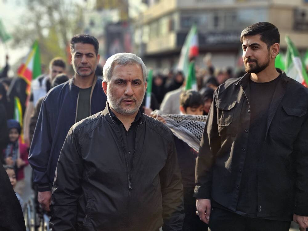 تصویر نمادین از وفاق و همکاری در فضای سیاسی ایران