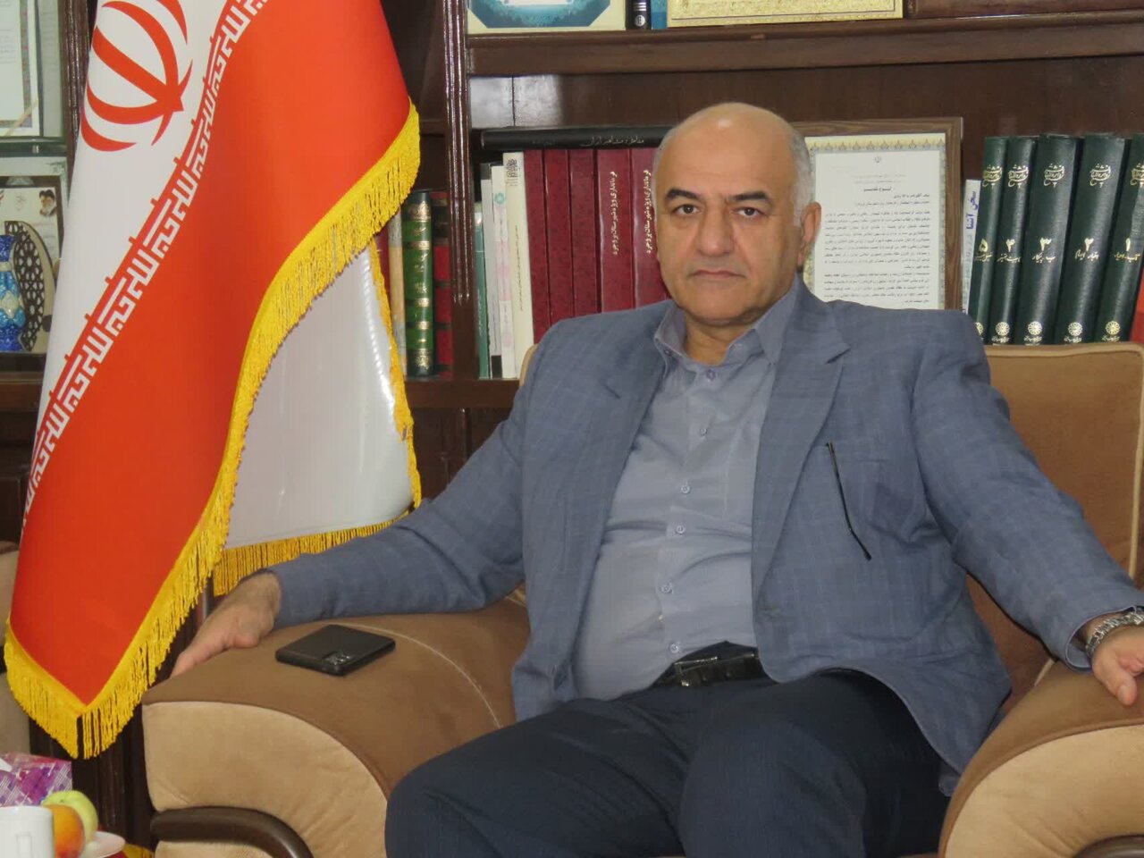 نماد مدیریت شهری و فرمانداری