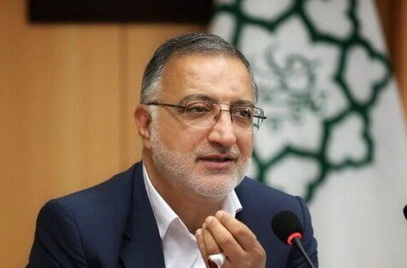 اتوبوس‌های ۲۶ متری چینی در حال بارگیری