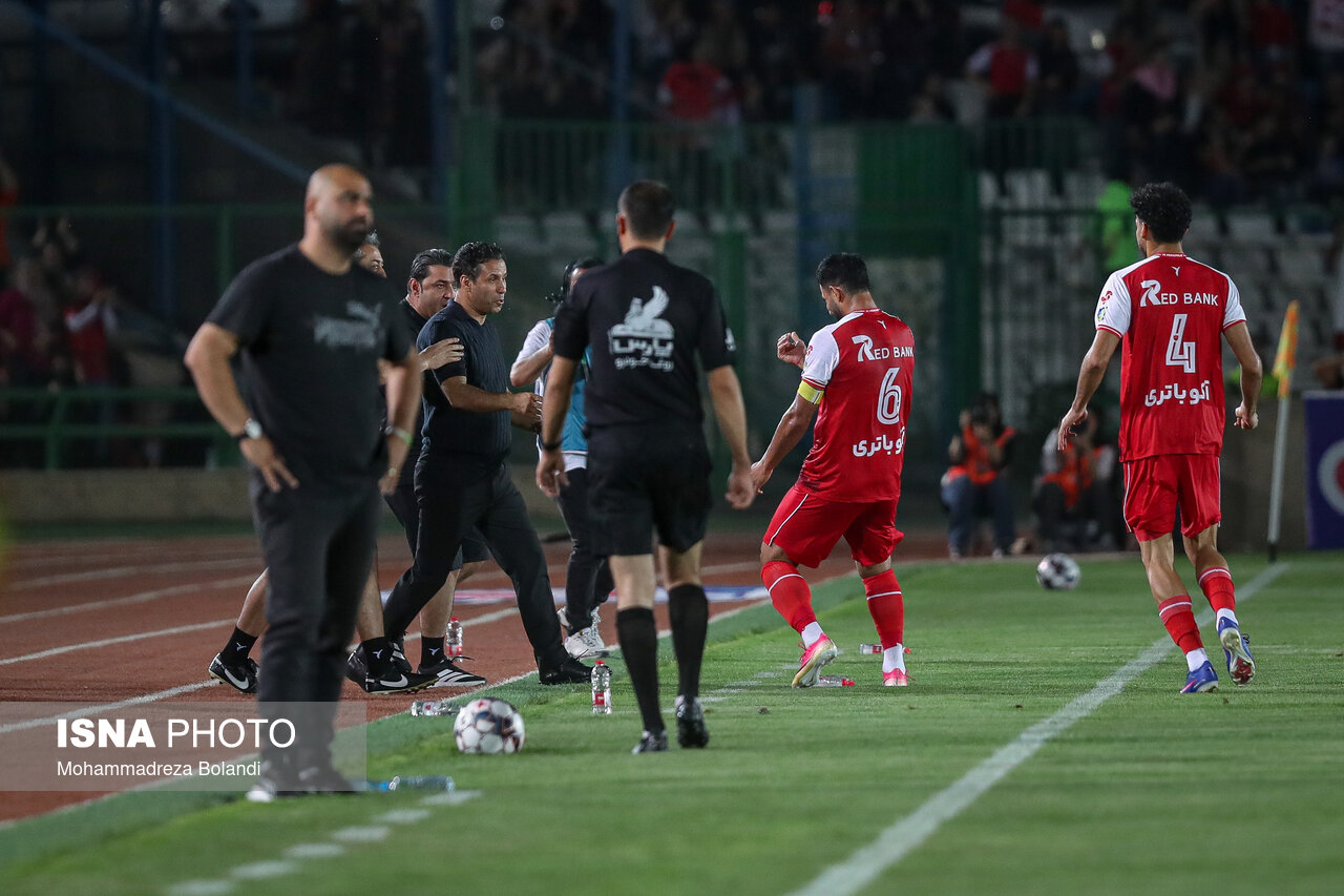 محمدرضا خلیلی سرمربی پرسپولیس