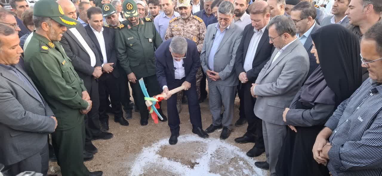 گلخانه ۱۸ هکتاری در پلدختر